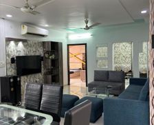 India Rajasthan Jaipur vacation rental compare prices direct by owner 28848909
