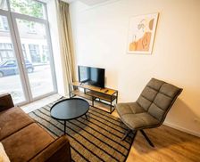Netherlands Zuid-Holland Rotterdam vacation rental compare prices direct by owner 32468628