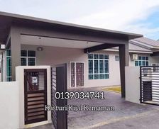 Malaysia Terengganu Kampong Darat Kijal vacation rental compare prices direct by owner 28361868