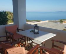 Greece Syros Kini vacation rental compare prices direct by owner 28230778