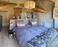 France Languedoc-Roussillon Uzès vacation rental compare prices direct by owner 35372604