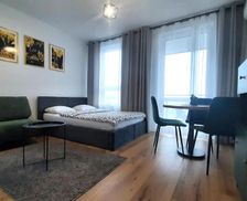 Poland Masovia Warsaw vacation rental compare prices direct by owner 27065182