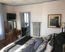 Canada Quebec Saint-Jean vacation rental compare prices direct by owner 19091062