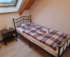 Czechia Central Bohemia Čestín vacation rental compare prices direct by owner 28593691