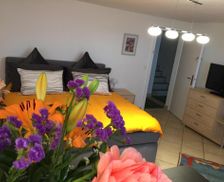 Switzerland Vaud Blonay vacation rental compare prices direct by owner 13764743