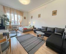 Hungary Pest Budapest vacation rental compare prices direct by owner 27836963