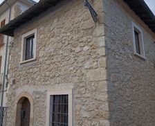 Italy Abruzzo San Demetrio neʼ Vestini vacation rental compare prices direct by owner 35517309