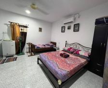 Malaysia Perak Parit Buntar vacation rental compare prices direct by owner 35481480