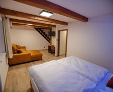 Czechia  Klapý vacation rental compare prices direct by owner 35246073