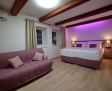 Czechia  Klapý vacation rental compare prices direct by owner 35261360