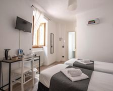Italy Lombardy Lecco vacation rental compare prices direct by owner 28563090
