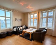 Norway Senja Hamn vacation rental compare prices direct by owner 35430115