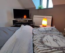 France Burgundy Mirebeau-sur-Bèze vacation rental compare prices direct by owner 27023593