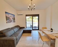 Montenegro Budva County Bečići vacation rental compare prices direct by owner 33640116