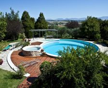 Italy Umbria Gualdo Cattaneo vacation rental compare prices direct by owner 28542939