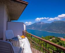 Italy Lombardy Tremosine Sul Garda vacation rental compare prices direct by owner 4468979