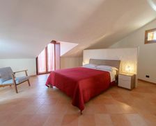 Italy Campania Ogliastro Cilento vacation rental compare prices direct by owner 26749009