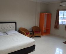 Indonesia Sumatra Pekanbaru vacation rental compare prices direct by owner 35555409