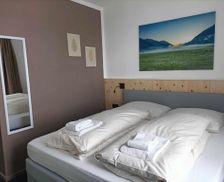 Austria Tyrol Holzgau vacation rental compare prices direct by owner 14034649