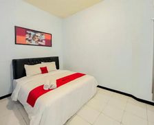 Indonesia East Java Tuban vacation rental compare prices direct by owner 18386594