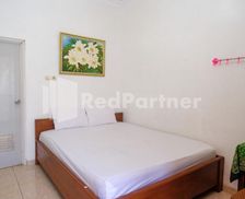 Indonesia Central Java Tawangmangu vacation rental compare prices direct by owner 35438432