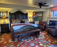 United States Arizona Sedona vacation rental compare prices direct by owner 16434408