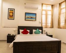 India Himachal Pradesh Kasauli vacation rental compare prices direct by owner 35523719