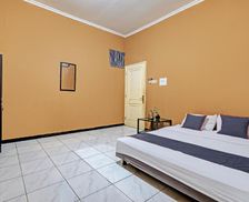 Indonesia Central Java Semarang vacation rental compare prices direct by owner 27599592