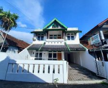 Indonesia Yogyakarta Province Yogyakarta vacation rental compare prices direct by owner 6061163