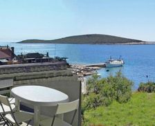 Croatia Vis Island Vis vacation rental compare prices direct by owner 6543366