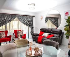 South Africa Gauteng Roodepoort vacation rental compare prices direct by owner 35439358