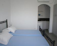 Greece Sifnos Kastron vacation rental compare prices direct by owner 17960123