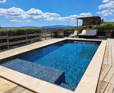 France Provence-Alpes-Côte d'Azur Puyloubier vacation rental compare prices direct by owner 13519508