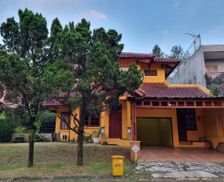 Indonesia West Java Bogor vacation rental compare prices direct by owner 27622018