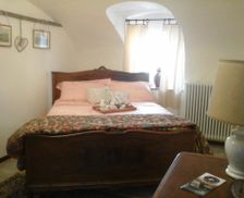 Italy Piedmont Cuneo vacation rental compare prices direct by owner 14221047