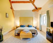 France Languedoc-Roussillon Pont-Saint-Esprit vacation rental compare prices direct by owner 13675337