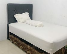 Indonesia Sumatra Bengkulu vacation rental compare prices direct by owner 35579730