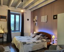 France Auvergne Saint-Bonnet-de-Four vacation rental compare prices direct by owner 18121534