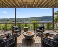 United States New York Greenwood Lake vacation rental compare prices direct by owner 27165279