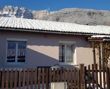 France Rhône-Alps Saint-Vincent-de-Mercuze vacation rental compare prices direct by owner 27892800