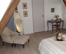 France Brittany Erbrée vacation rental compare prices direct by owner 13519080