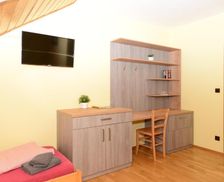 Czechia Pilsen Tlumačov vacation rental compare prices direct by owner 35119001