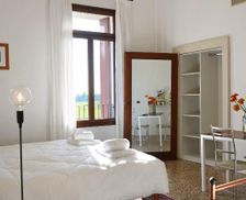 Italy Veneto Rosà vacation rental compare prices direct by owner 18851710