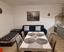 Czechia Pilsen Nýřany vacation rental compare prices direct by owner 29195979
