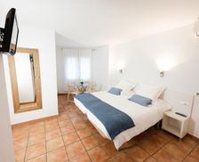 Spain Catalonia Cadaqués vacation rental compare prices direct by owner 19111709
