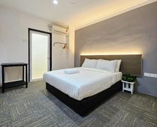 Malaysia Penang George Town vacation rental compare prices direct by owner 32528019