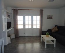 Spain Lanzarote Arrieta vacation rental compare prices direct by owner 18958063