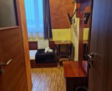 Poland Swietokrzyskie Górno vacation rental compare prices direct by owner 14258191