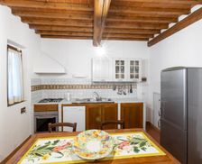 Italy Tuscany San Donato a Livizzano vacation rental compare prices direct by owner 16381213