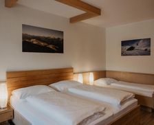 Austria Tyrol Matrei am Brenner vacation rental compare prices direct by owner 13809189